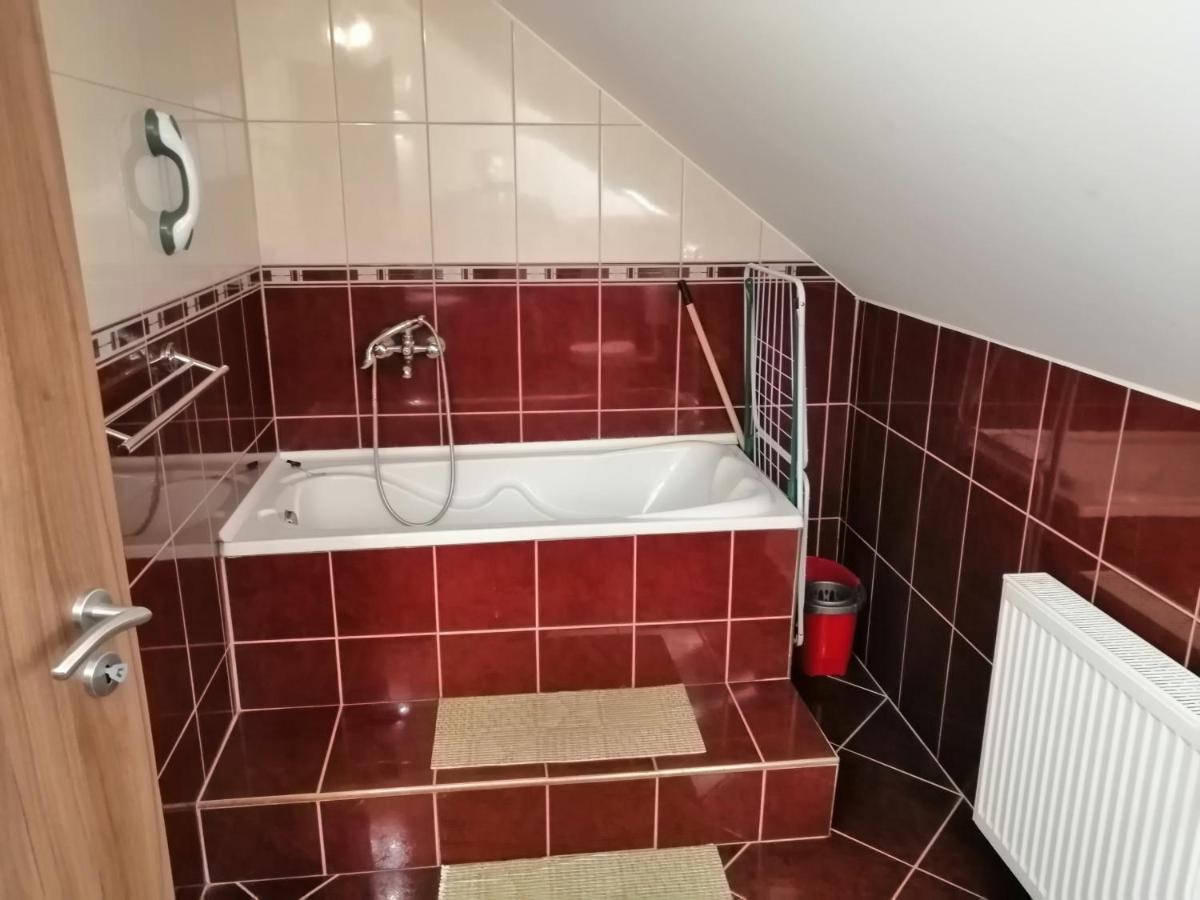 Csipkehaz Apartman Cserkeszőlő Extérieur photo