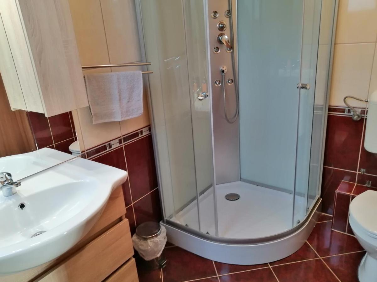Csipkehaz Apartman Cserkeszőlő Extérieur photo