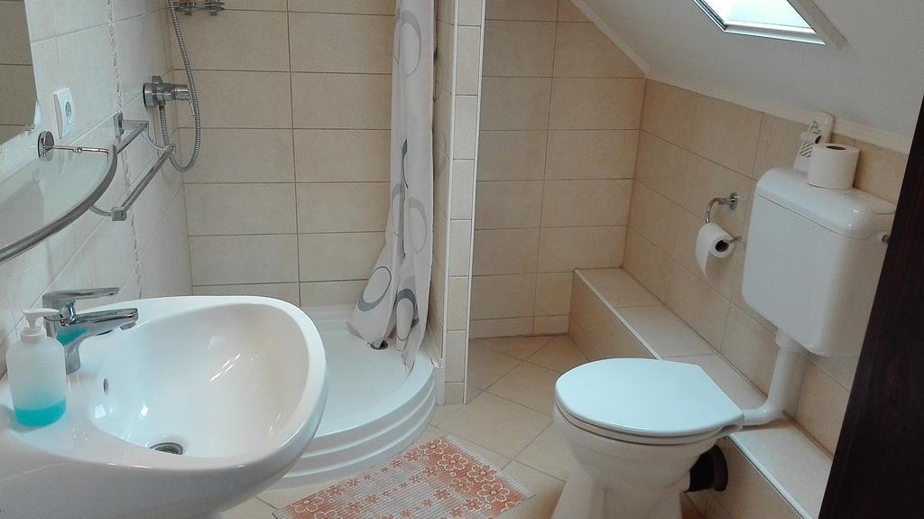 Csipkehaz Apartman Cserkeszőlő Extérieur photo