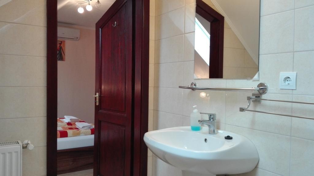 Csipkehaz Apartman Cserkeszőlő Extérieur photo