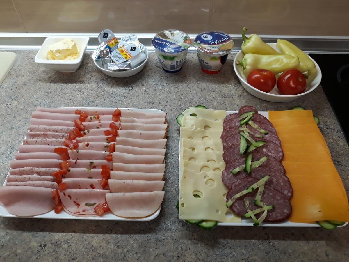 Csipkehaz Apartman Cserkeszőlő Extérieur photo
