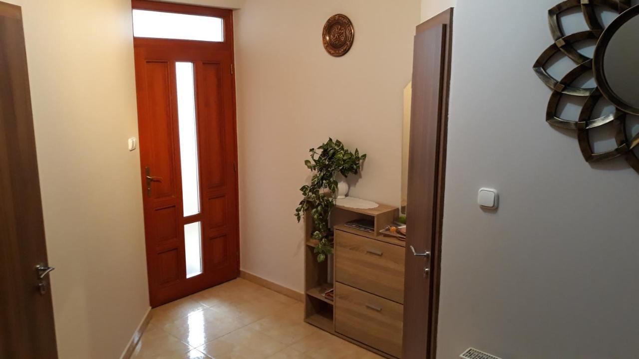 Csipkehaz Apartman Cserkeszőlő Extérieur photo
